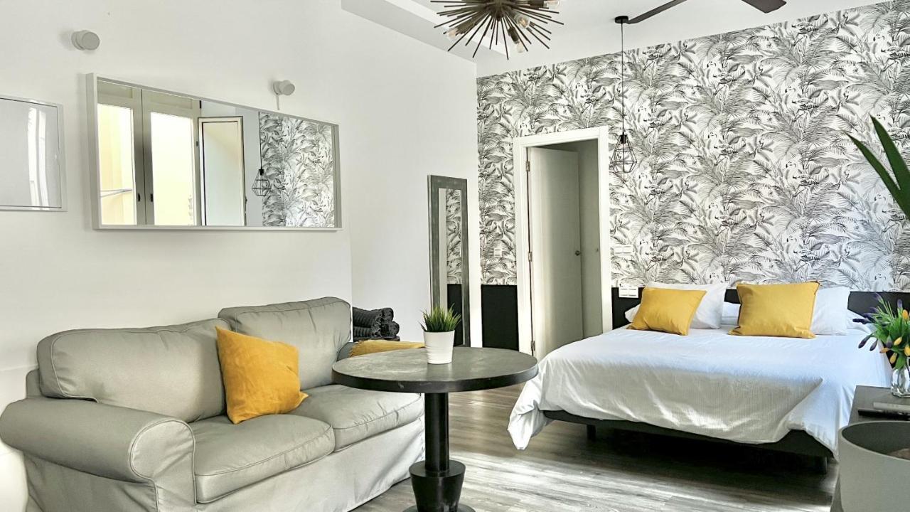 Suites La Merced Málaga Eksteriør bilde