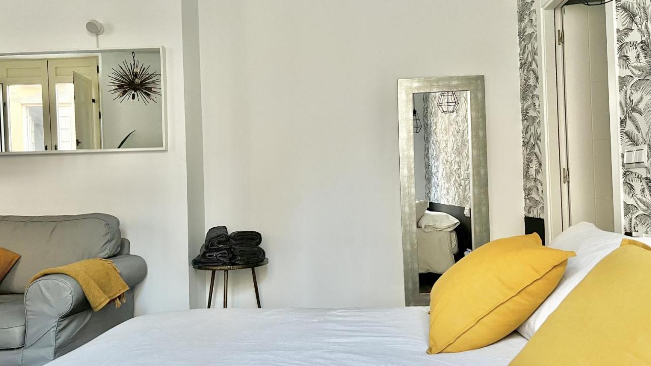 Suites La Merced Málaga Eksteriør bilde